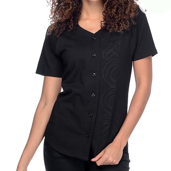 Crooks & Castles Tops - Crooks & Castles Gemini Black Jersey size small